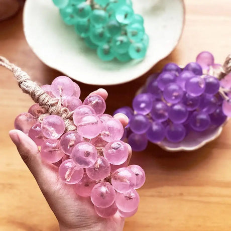 Crystal Clear Transparent Grape Shaped Soap Bar Lovely Fruit Simulation Grape String Soap with Natural Fragrance Home Bathroom