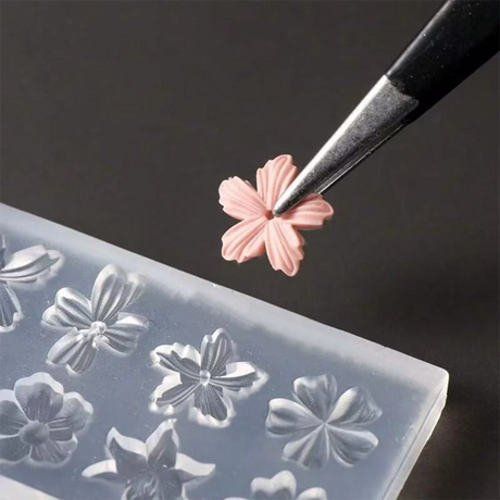 Ice Flower Nail Silicone Mold Lily Five-Petal Flower Nail Transparent Mold 3D Pink Floral Shape Decoration Manicure Design Tools