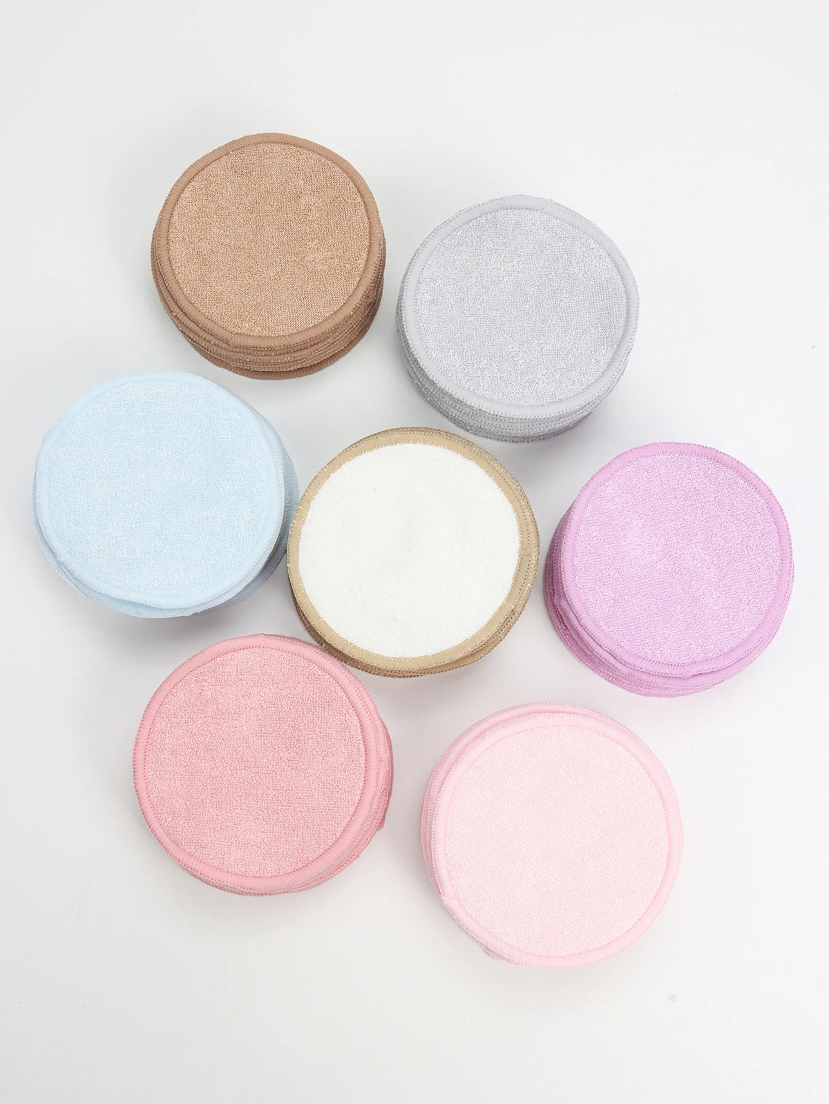 10Pcs Makeup Remover Pads Can Be Soaked in Water and Can Be Removed with Facial Makeup It Can Also Be Used with Makeup Remover.