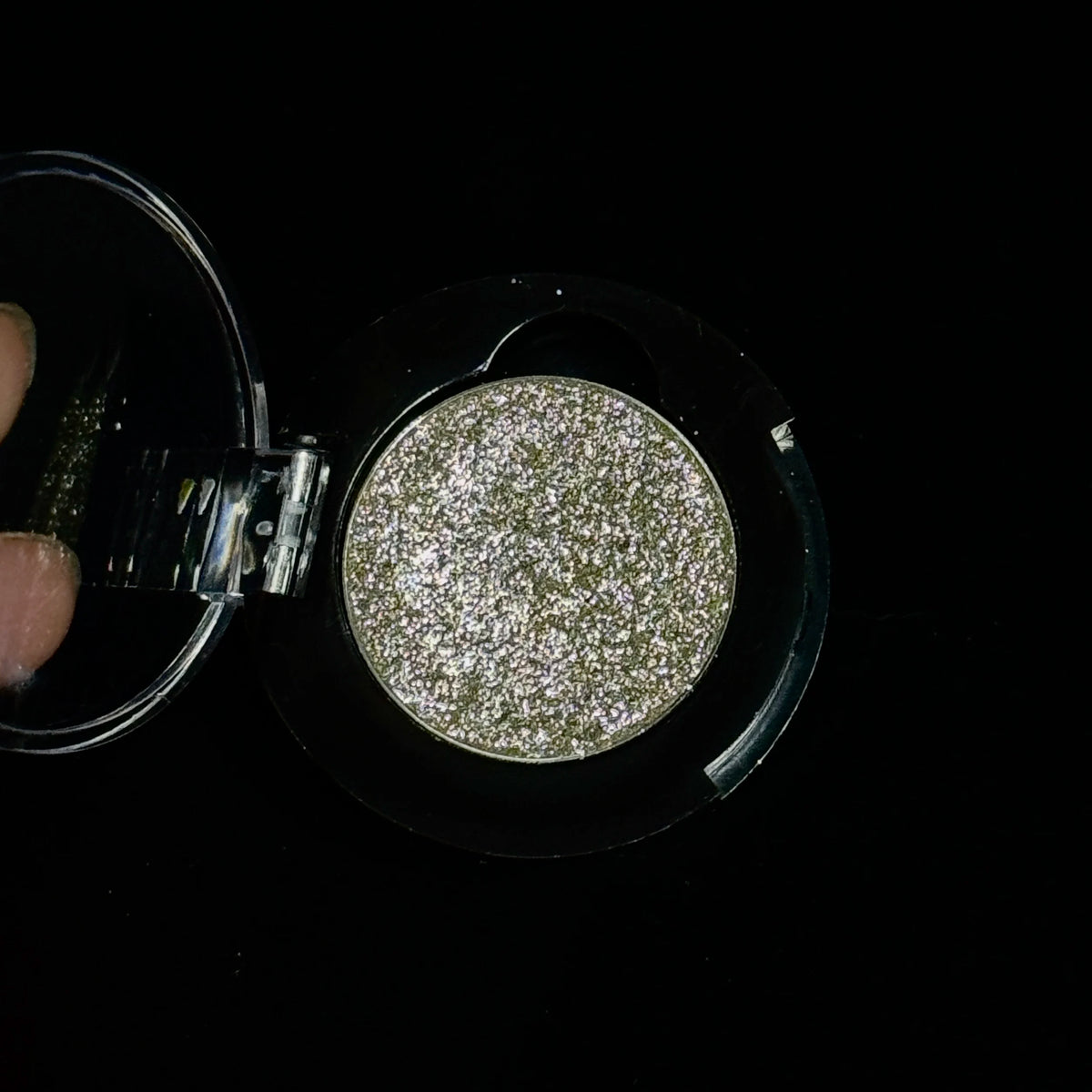 Single Chameleon Eyeshadow Matte Powder Metallic Highgloss Glitter Shimmer Longlasting Combined by Self Gift Disk