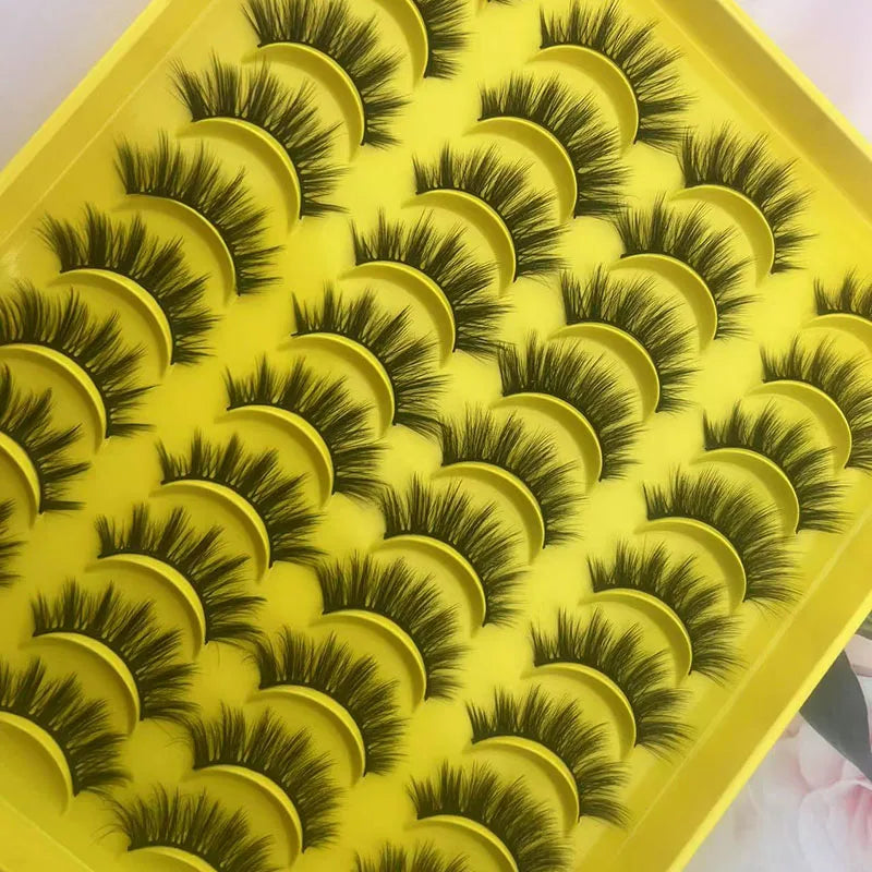 20 pairs of false eyelashes with short front and long back, repeatedly used with distinct roots