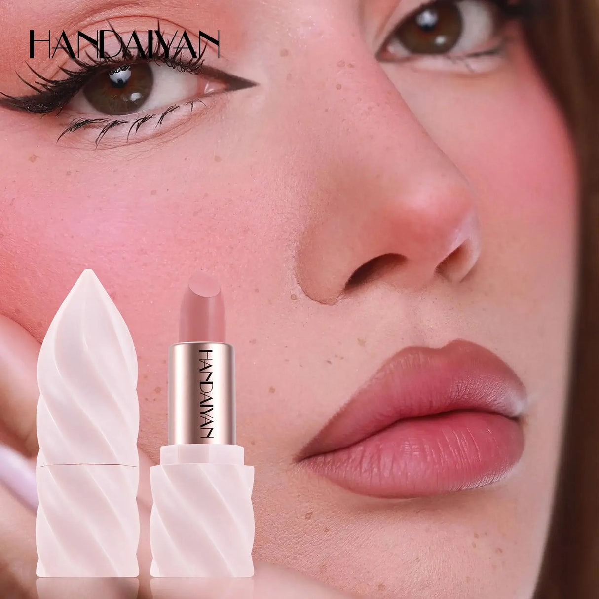 Matte Velvet Lipstick Ice Cream Long Lasting Waterproof Nourishing Moisturizing Highly Pigmented Satin Lip Gloss Non Stick Cup