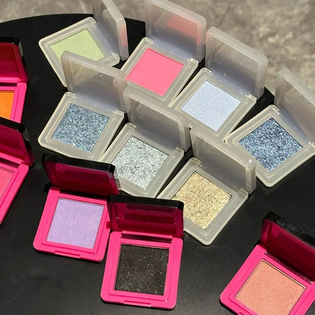 Wild Rose Black Eyeshdaow Palette Matte Glitter Single Color Eyeshadow Gothic Red Pigments Waterproof Fashion Smoky Eyes Makeup